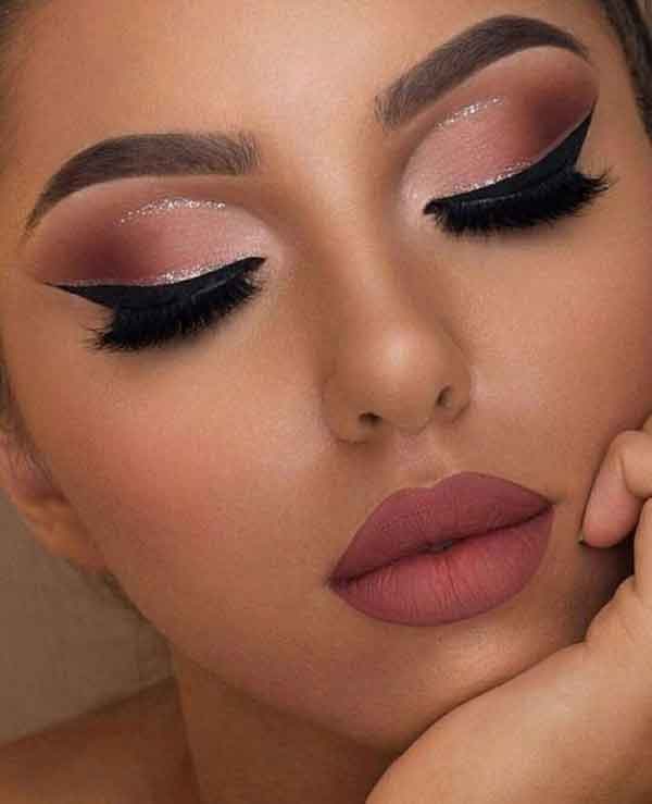 مدل آرایش چشم جدید و لایت دخترانه و زنانه ساده و شیک