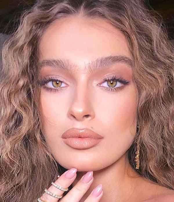 مدل آرایش چشم لایت اروپایی و گوشه تیره جدید دخترانه و زنانه
