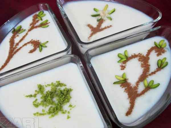طرز تهیه فرنی رزا منتظمی فرنی بدون گلاب فرنی طعم دار فرنی مجلسی با نشاسته طرز تهیه فرنی برای بیمار فرنی لیوانی طرز تهیه فرنی دزفولی طرز تهیه فرنی وانیلی با آرد برنج