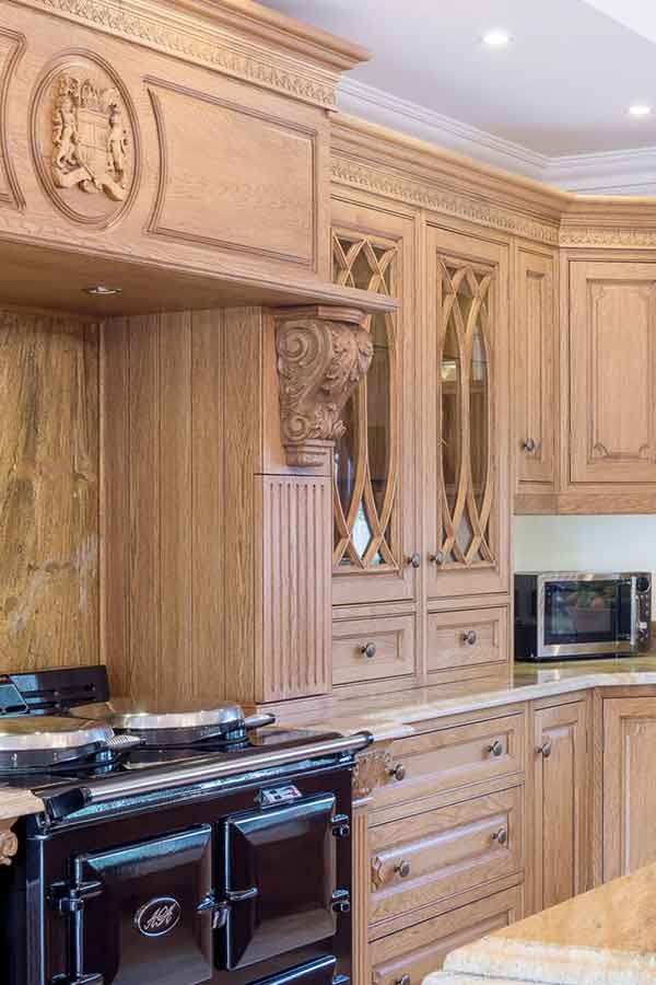مدل کابینت آشپزخانه دو طرفه ایرانی جدید و سفید طلایی