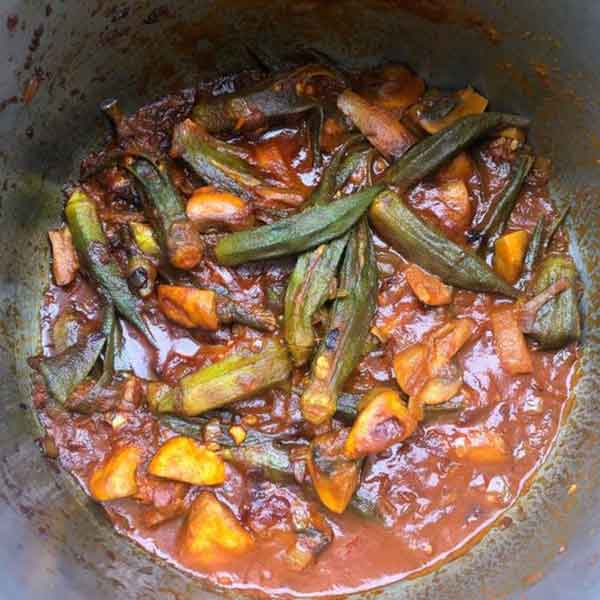 طرز تهیه خورشت بامیه با گوشت گوسفندی طرز تهیه خورشت بامیه با لپه و گوشت طرز تهیه خورشت بامیه ساده راز خوشمزگی خورشت بامیه طرز تهیه خورشت بامیه با مرغ طرز تهیه خورشت بامیه مجلسی خوشمزه چاشنی خورشت بامیه