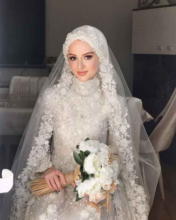 مدل عروس ۱۴۰۲ ترند شده ایده برای میکاپ و لباس