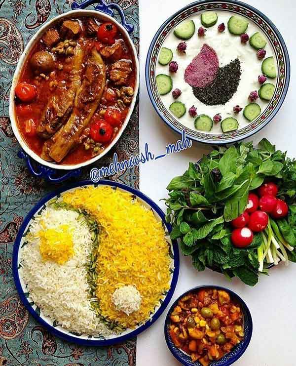 تزیین برنج مجلسی با زرشک و زعفران