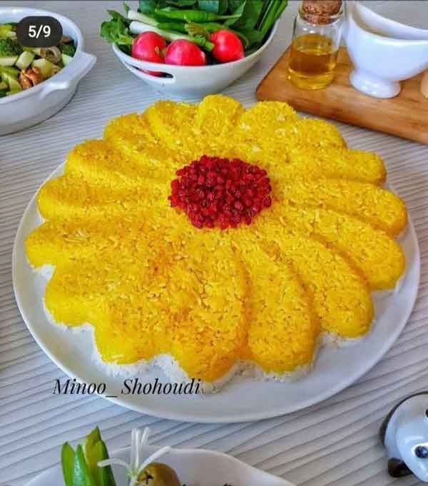 تزیین برنج مجلسی با زرشک و زعفران