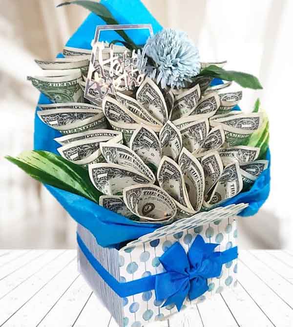تزیین پول برای کادو دادن به شکل دسته گل