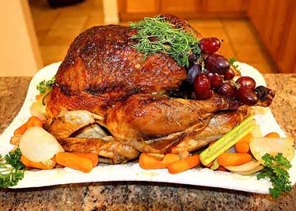 بهترین ادویه برای گوشت بوقلمون از بین بردن بوی بد گوشت بوقلمون نکات پخت بوقلمون زمان پخت گوشت بوقلمون در قابلمه نی نی سایت مدت زمان پخت بوقلمون در قابلمه طرز تهیه چلو بوقلمون رستورانی طرز تهیه چلو گوشت بوقلمون چلو گوشت بوقلمون