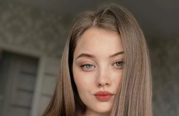 مدل ابرو دخترانه برای صورت گرد و چشم های درشت و ریز (شیک)