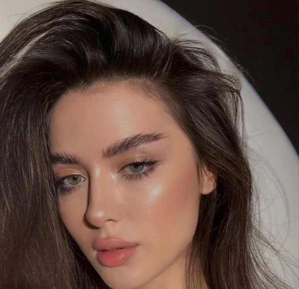 مدل ابرو دخترانه برای صورت گرد و چشم های درشت و ریز (شیک)