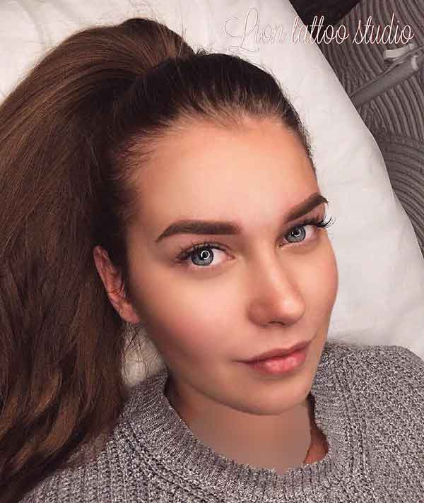مدل ابرو میکرو برای صورت های گرد و کشیده (میکروبلیدینگ فیبروز)