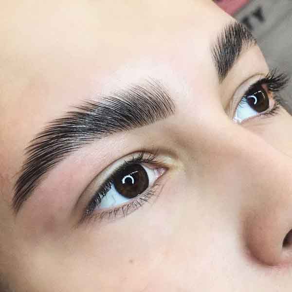 مدل ابرو میکرو برای صورت های گرد و کشیده (میکروبلیدینگ فیبروز)
