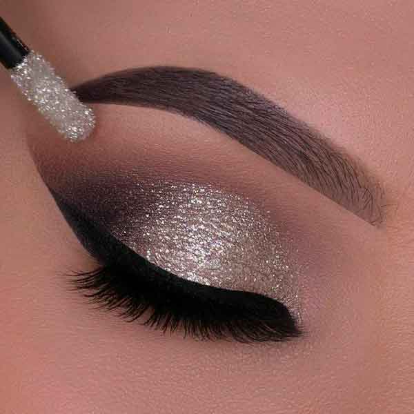 مدل آرایش چشم عروس عربی و لایت همراه با فرم ابرو متنوع