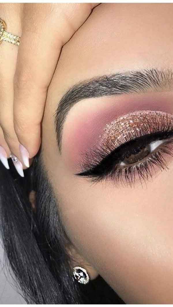 مدل آرایش چشم عروس عربی و لایت همراه با فرم ابرو متنوع