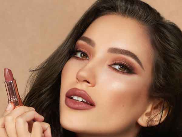 مدل آرایش ملایم صورت مجلسی بسیار زیبا (ساده اما شیک)