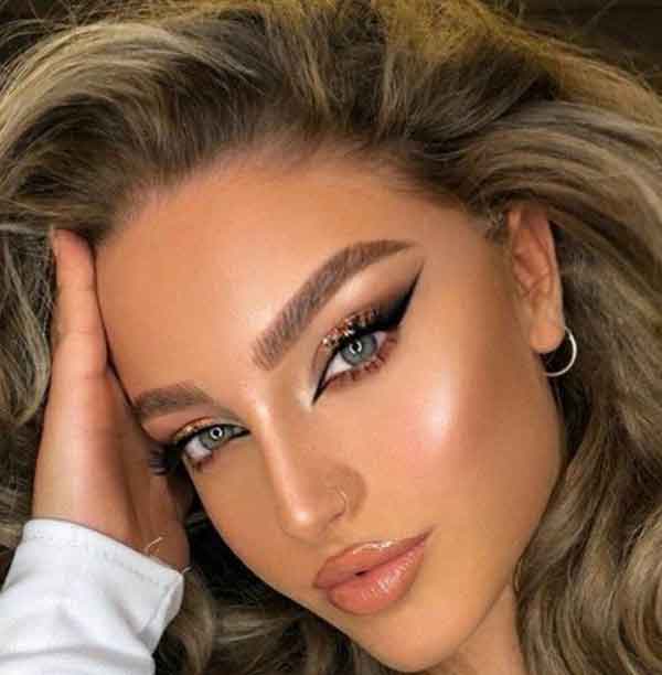 مدل آرایش ملایم صورت مجلسی بسیار زیبا (ساده اما شیک)