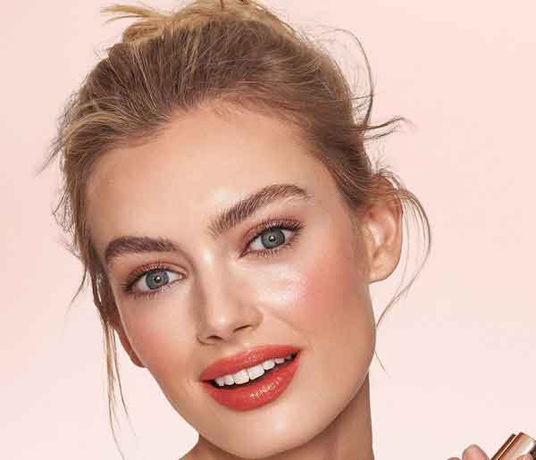 مدل آرایش ساده ملایم مجلسی ویژه مهمانی (لایت)