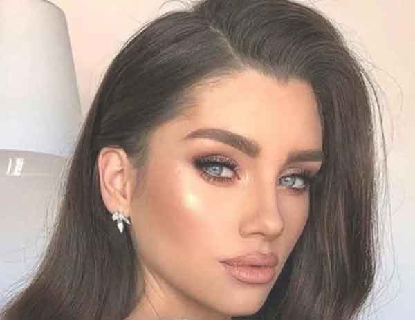 مدل آرایش ساده ملایم مجلسی ویژه مهمانی (لایت)