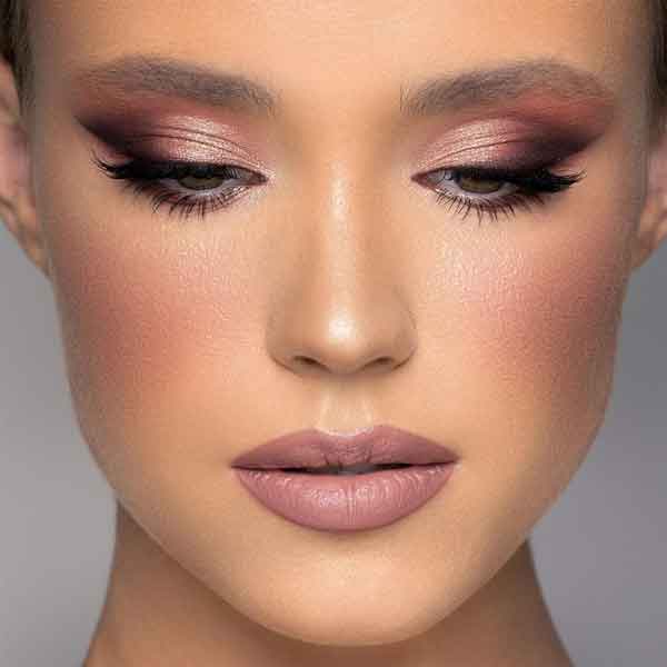 مدل آرایش زنانه مجلسی ساده و شیک برای عروسی (مژه مصنوعی و کاشت)