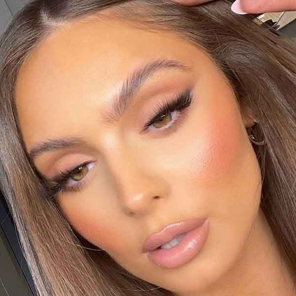 مدل آرایش زنانه مجلسی ساده و شیک برای عروسی (مژه مصنوعی و کاشت)