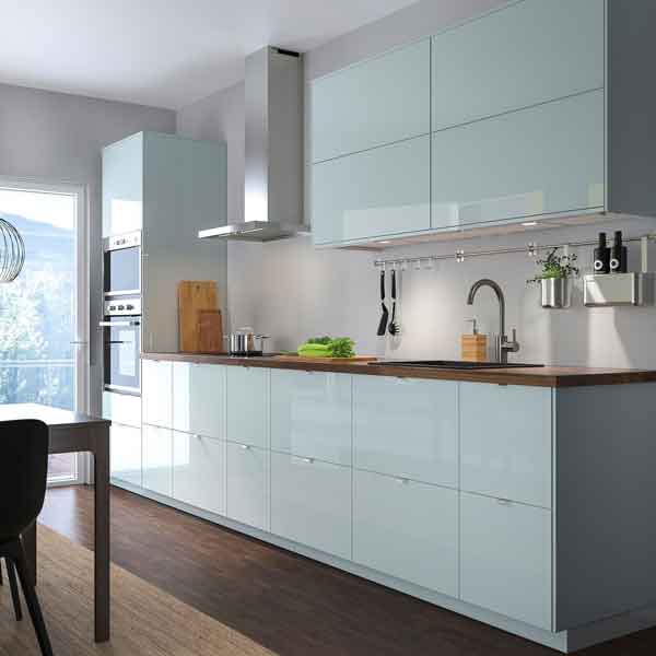مدل آشپزخانه جدید و شیک با رنگبندی متنوع کابینت های زیبا