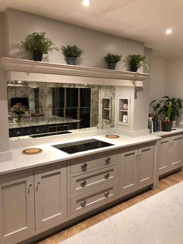 مدل آشپزخانه جدید و شیک با رنگبندی متنوع کابینت های زیبا