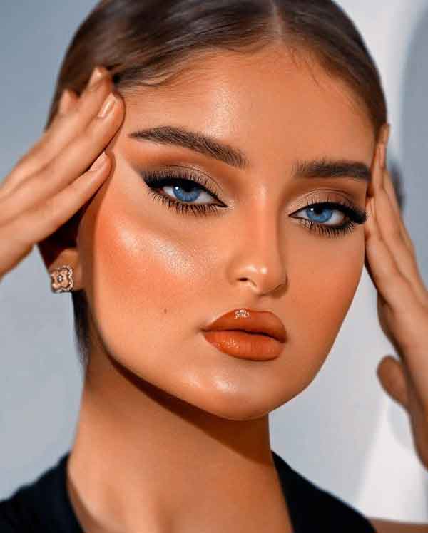 مدل آرایش دخترانه ۲۰۲۳ برای عروسی ساده و لایت