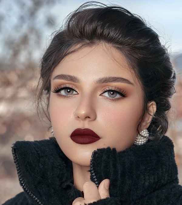 مدل آرایش دخترانه ۲۰۲۳ برای عروسی ساده و لایت