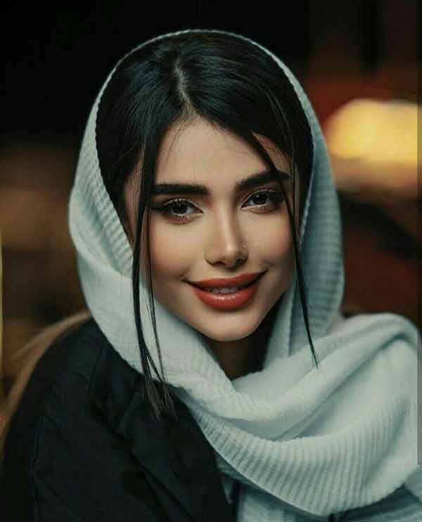 مدل آرایش دخترانه ساده و شیک مجلسی ملایم زیبا و جذاب