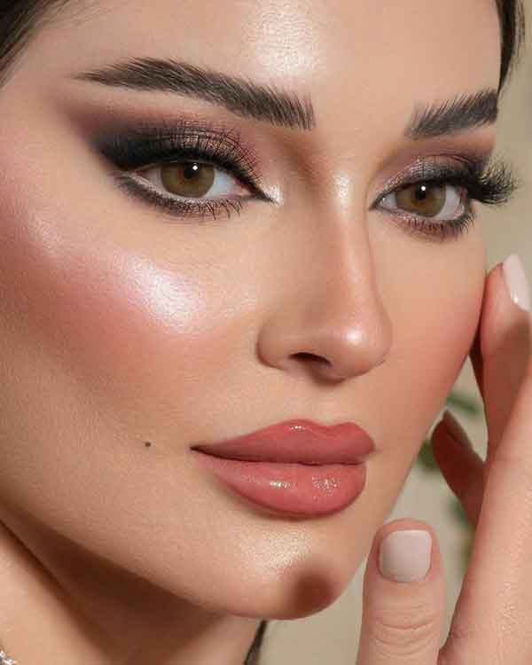 مدل آرایش دخترانه شیک و ساده برای عروسی جذاب