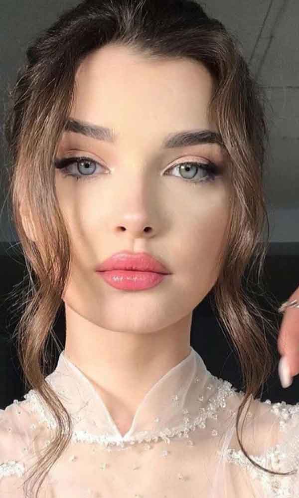 مدل آرایش دخترانه شیک و ساده برای عروسی جذاب