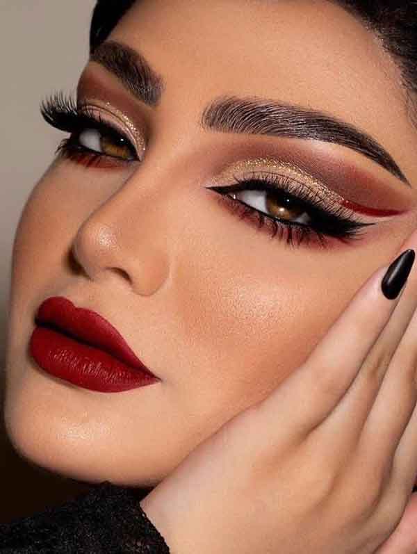 مدل آرایش مجلسی ساده و شیک زنانه بسیار زیبا برای فرم صورت مختلف