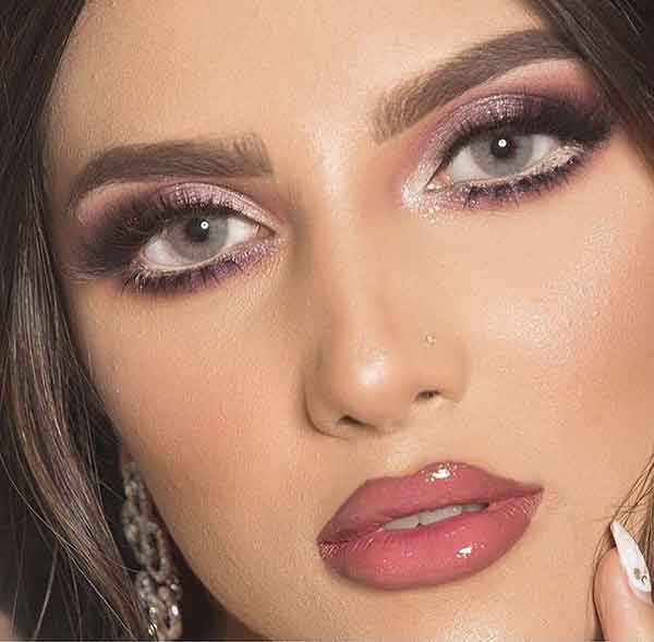 مدل آرایش صورت به سبک بروزترین های روز و سال 1402