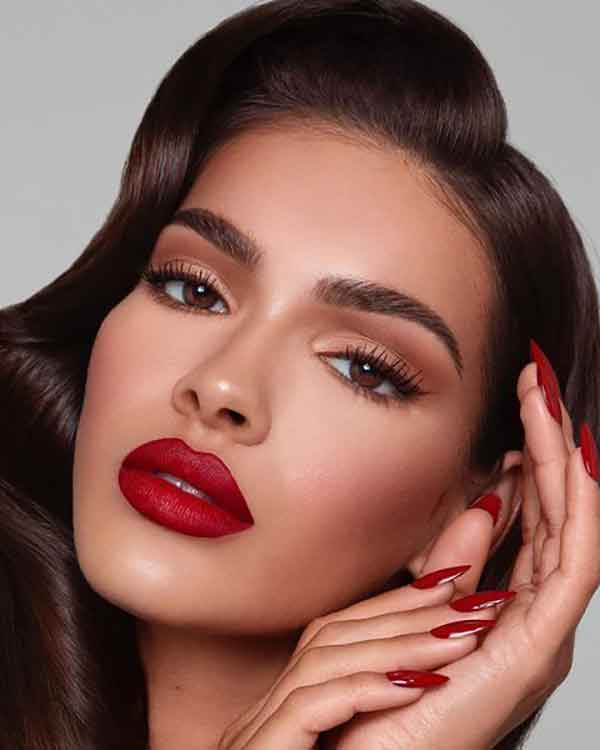 مدل آرایش صورت ملایم مجلسی به سبک ملایم اروپایی و غلیظ زیبا