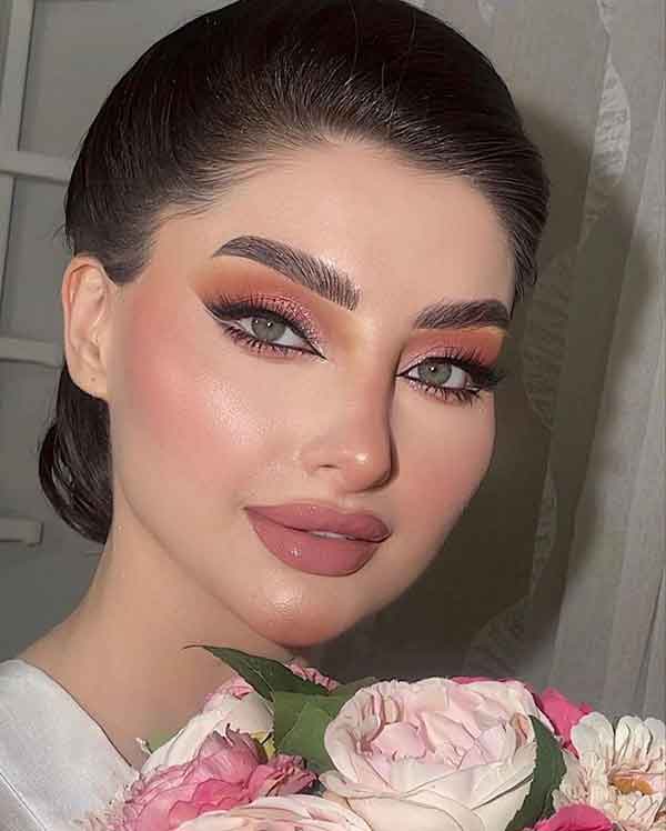 مدل ابرو برای صورت گرد و چشم درشت تپل و زیبا