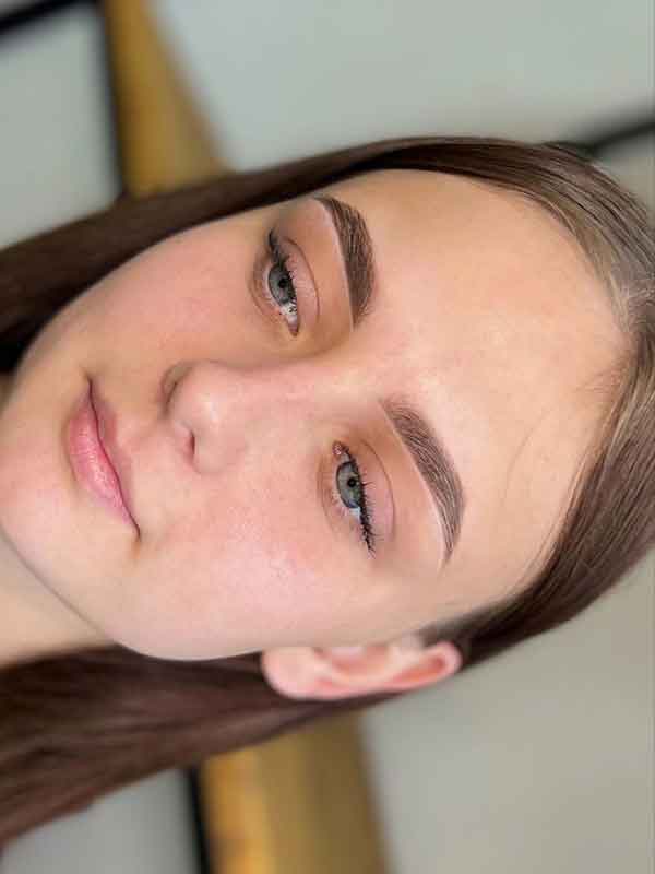 مدل ابرو اسپرت جوان کننده صورت شیک و جدید برای انواع فرم صورت