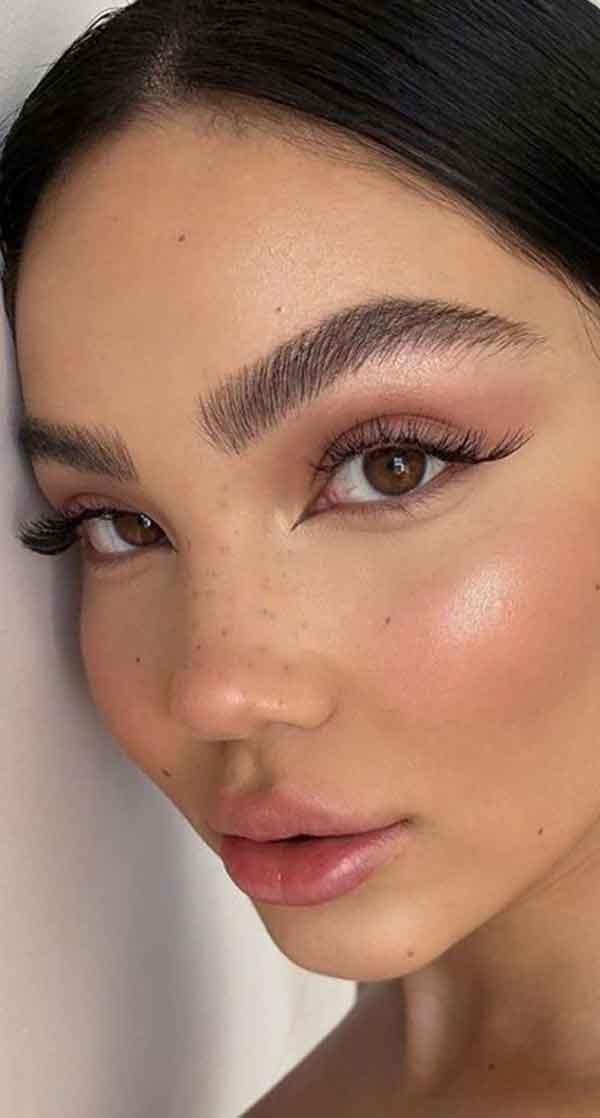 مدل ابرو اسپرت جوان کننده صورت شیک و جدید برای انواع فرم صورت