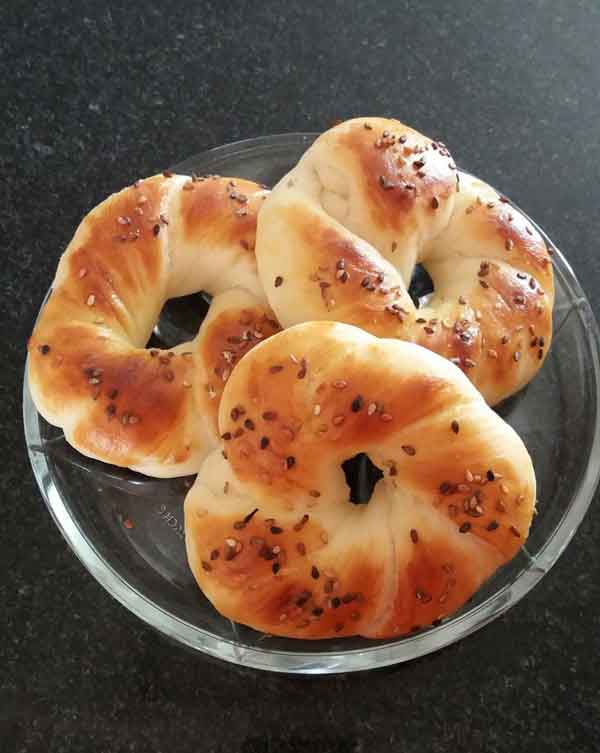 طرز تهیه نان شیرمال طرز تهیه نان شیرمال با ماست بدون فر نان شیرمال با ماست و خمیر مایه طرز تهیه نان شیرمال ترکی طرز تهیه نان شیرمال مغزدار طرز تهیه نان شیرمال نرم طرز تهیه نان شیرمال ساده پخت نان شیرمال در فر گازی