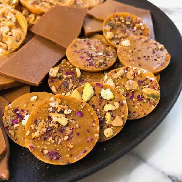 ترد شدن سوهان قم چرا سوهان عسلی به دندان میچسبد علت شل شدن سوهان کنجدی طرز تهیه سوهان صنعتی طرز تهیه سوهان قم مرحله به مرحله سوهان خشک شده را چگونه نرم کنیم طرز تهیه سوهان قم با روغن حیوانی طرز تهیه سوهان قم خانم جمشیدیان