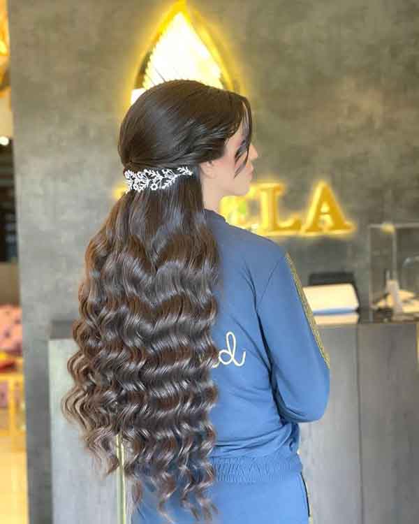 مدل مو زنانه بلند ساده و شیک برای عروسی باز و بسته