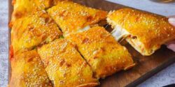 فوت و فن پیتزا کالزونه و راز خوشمزگی پیتزا کالزونه خوشمزه و خانگی
