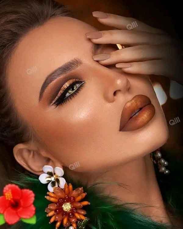 عکس آرایش عروس جدید 1402 لایت و غلیظ خاص و متفاوت