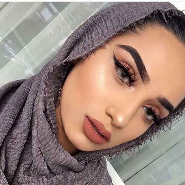 عکس آرایش عروس جدید 1402 لایت و غلیظ خاص و متفاوت