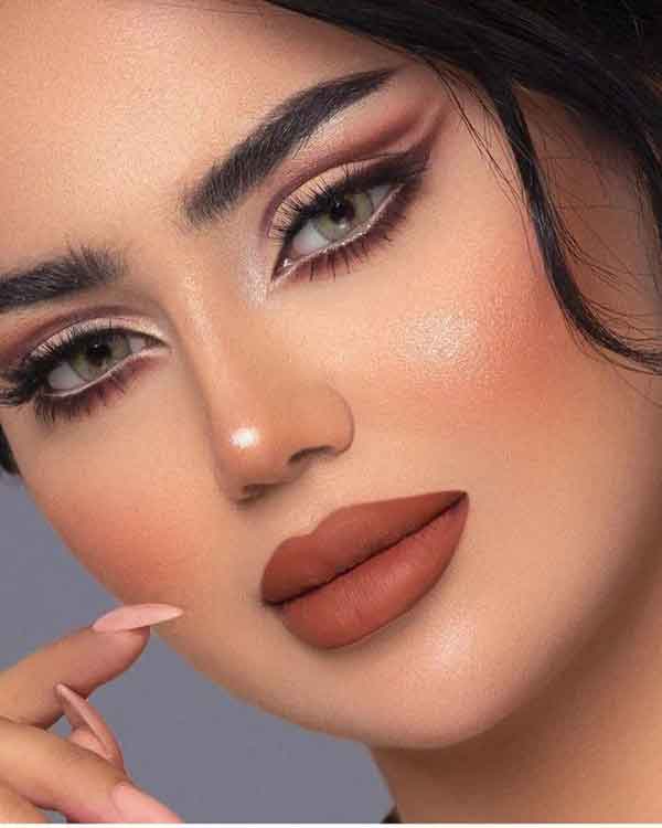 عکس آرایش عروس جدید 1402 لایت و غلیظ جذاب و شیک