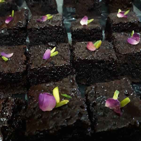 طرز تهیه کیک خیس مجلسی کیک خیس شکلاتی فوق العاده خوشمزه کیک خیس ساده کیک خیس شکلاتی کافی شاپی کیک خیس شکلاتی ساده کلیپ کیک خیس ساده طرز تهیه کیک خیس ساده بدون شکلات انواع کیک خیس