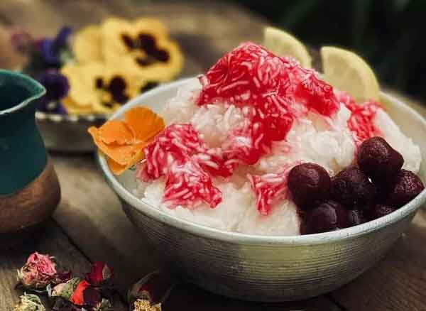 روش نگهداری فالوده در یخچال طرز تهیه فالوده شیرازی با رشته آماده روش نگهداری فالوده در فریزر چرا رشته فالوده سفت نمیشه طرز تهیه فالوده کرمانی فرق فالوده کرمانی با شیرازی ماندگاری فالوده نشاسته فالوده چیست