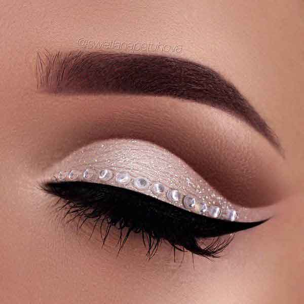 مدل آرایش چشم دخترانه با سایه های زیبا و ساده ویژه عروسی