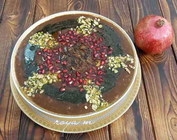 تزیین آش رشته برای شب یلدا با ایده های ساده با طرز تهیه سنتی