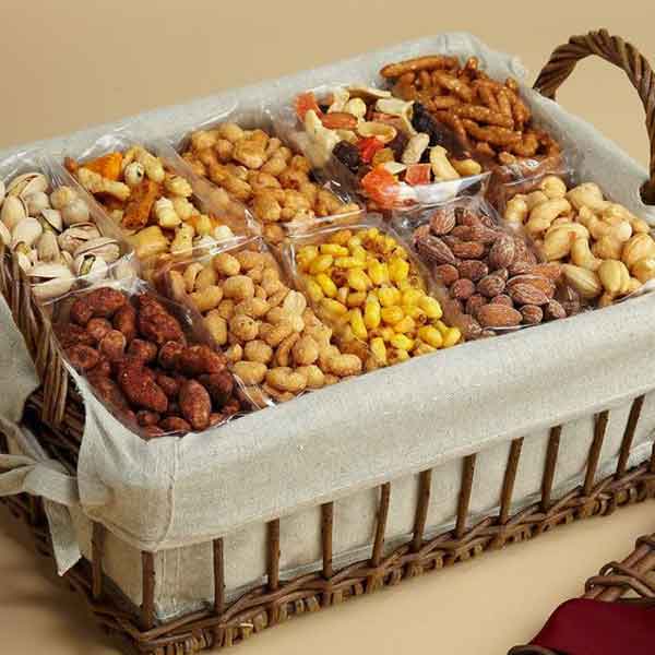 تزیین آجیل شب یلدا عروس ساده و شیک و زیبا با ایده های خلاقانه