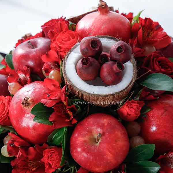 تزیین نارگیل شب یلدا با ایده های شیک و ساده برای عروس