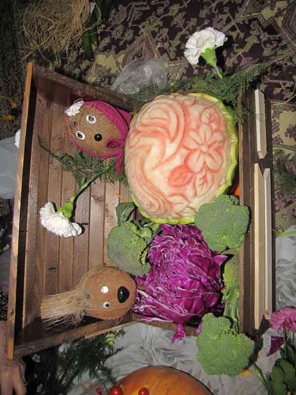 تزیین نارگیل شب یلدا با ایده های شیک و ساده برای عروس