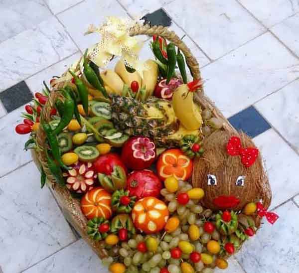 تزیین نارگیل شب یلدا با ایده های شیک و ساده برای عروس